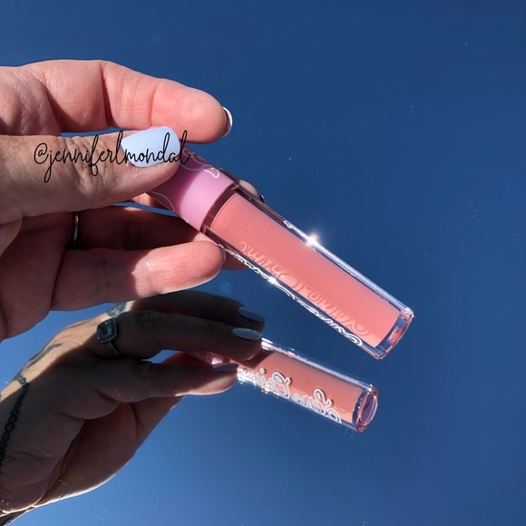 😍NWT Rosebud Plushie by Lime Crime!😍 - Picture 3 of 7